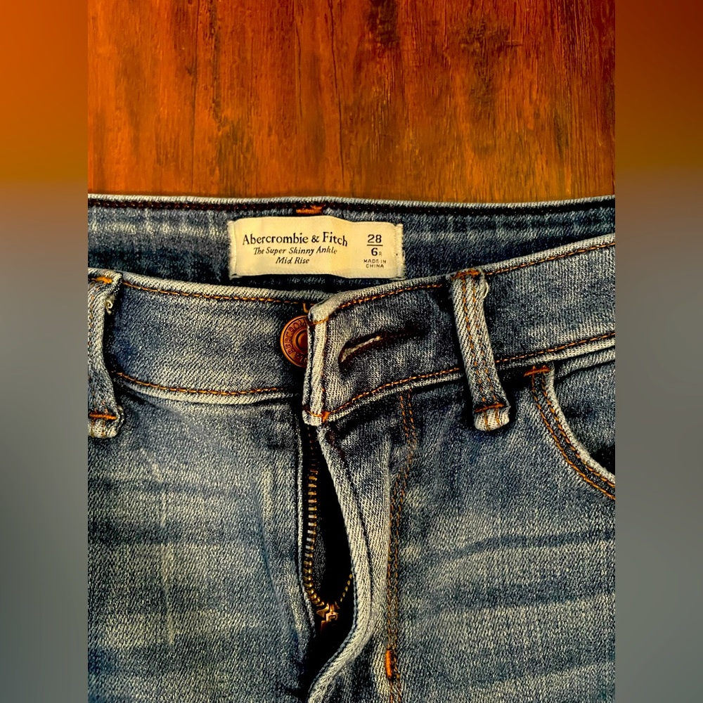 Abercrombie and fitch